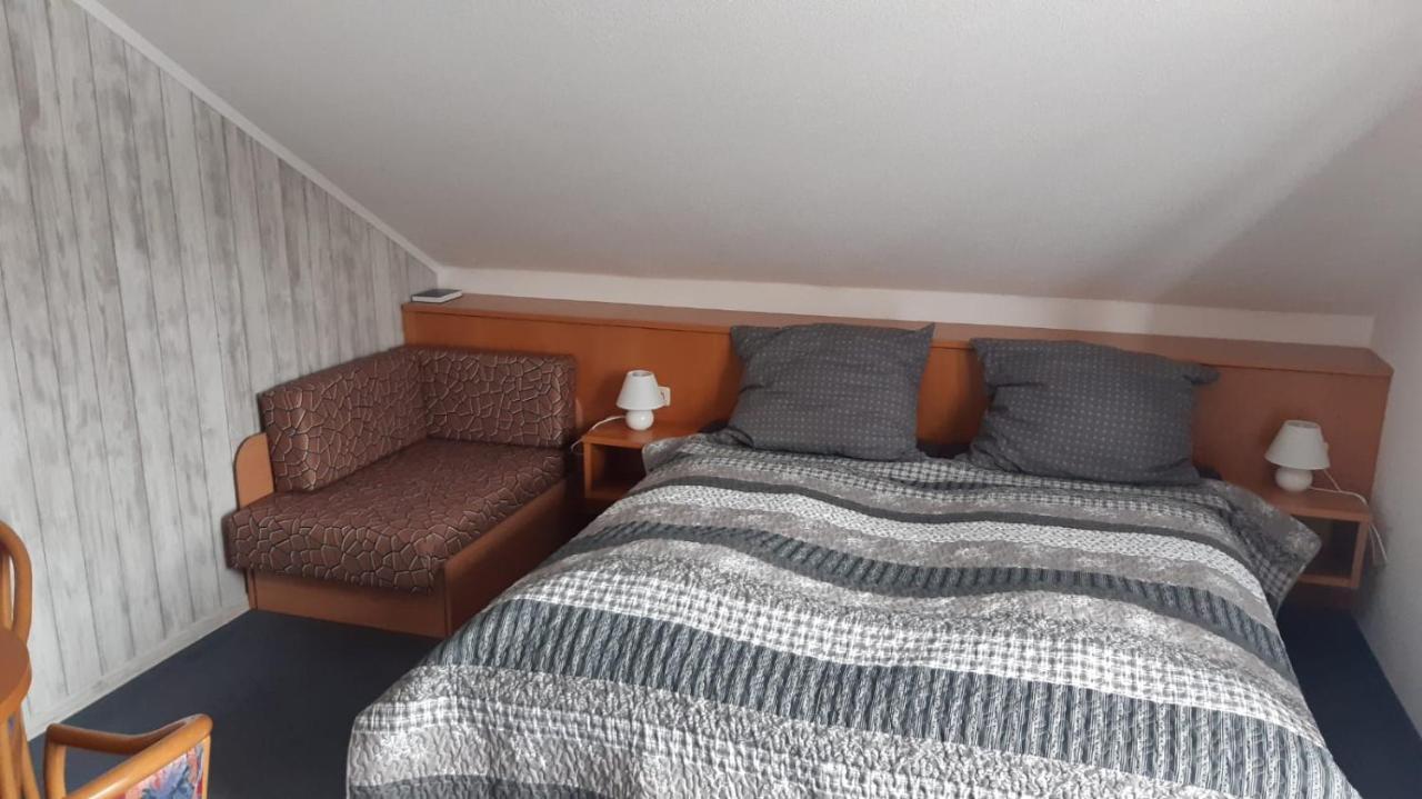 Apartements 270-275 Mitterdorf มิทเทอร์ฟีร์มิอันส์รอยท์ ภายนอก รูปภาพ
